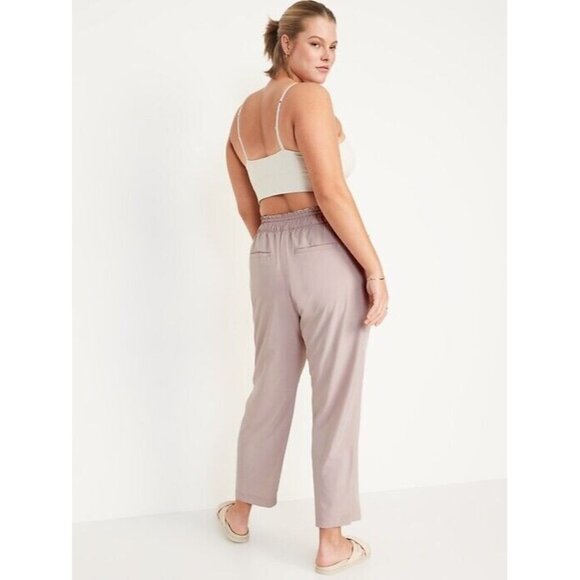 Old Navy Women’s High-Waisted StretchTech Cropped Tapered Pants Size 4X‎ - Picture 3 of 8